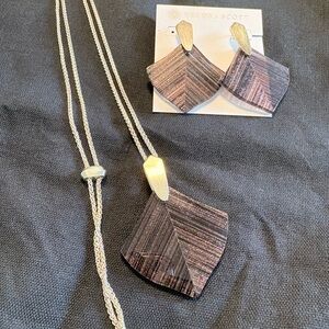 SALE!  Kendra Scott Brown Gold Chevron Pendant Necklace & Earrings Set